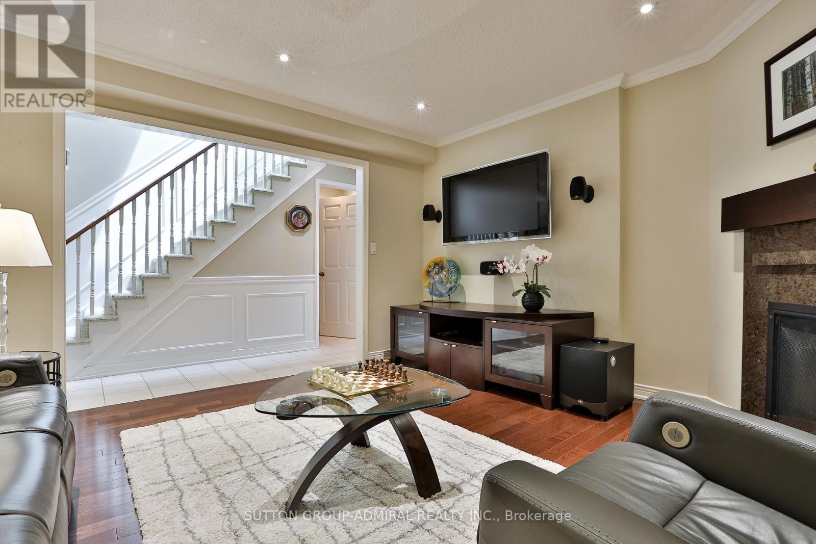 Photo 47 of 135 Heatherton Way, Vaughan ON