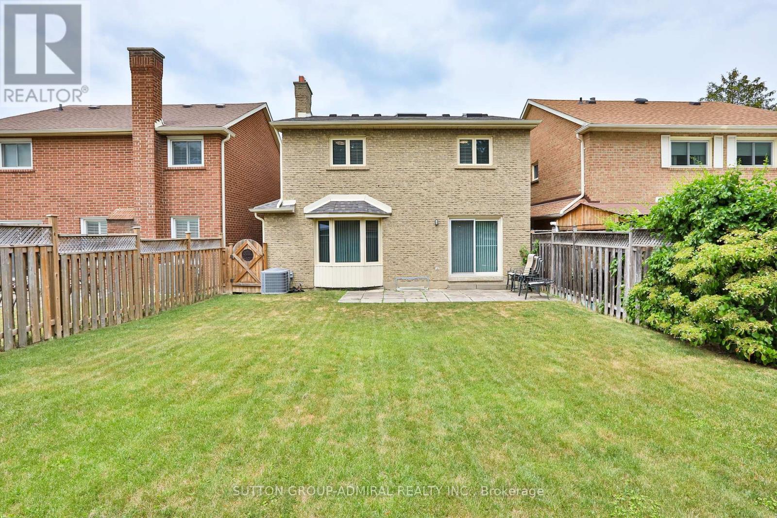 Photo 28 of 135 Heatherton Way, Vaughan ON