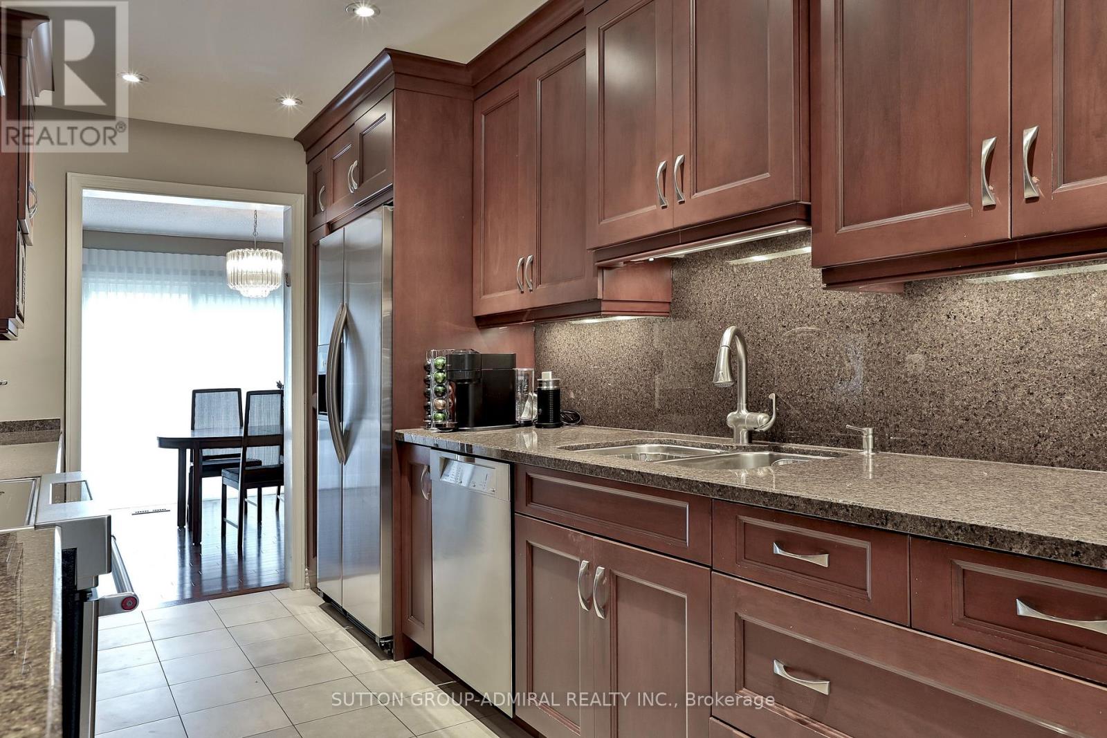 Photo 44 of 135 Heatherton Way, Vaughan ON