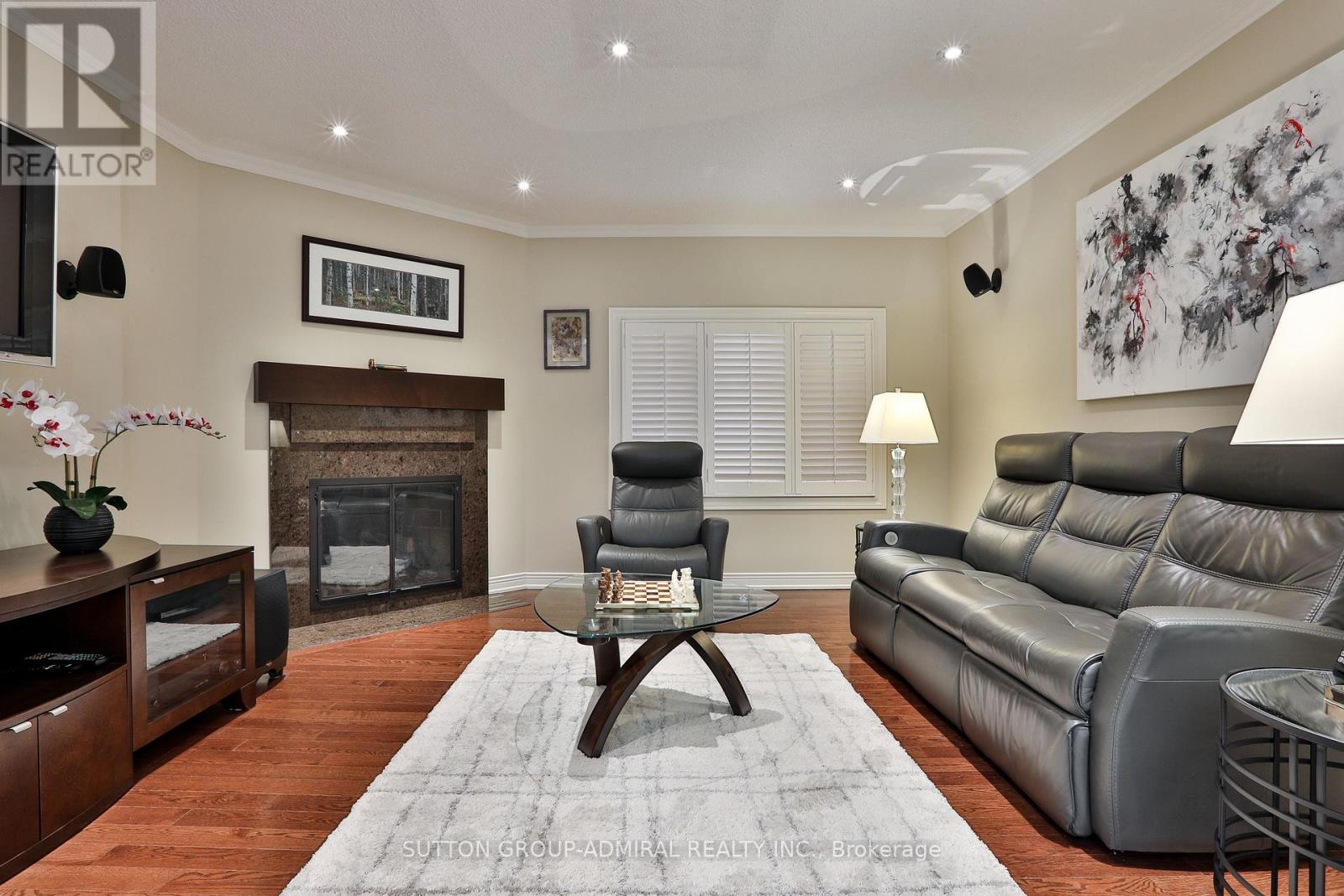 Photo 14 of 135 Heatherton Way, Vaughan ON