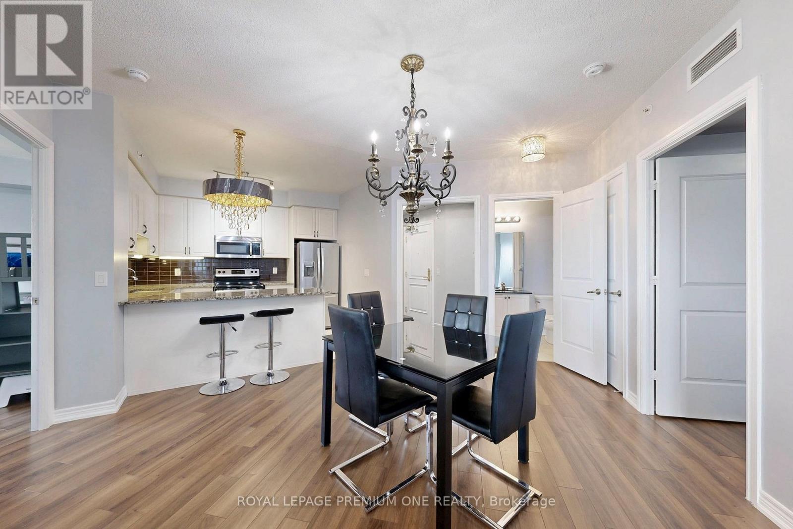 Photo 21 of 1202 9255 Jane Street N, Vaughan ON