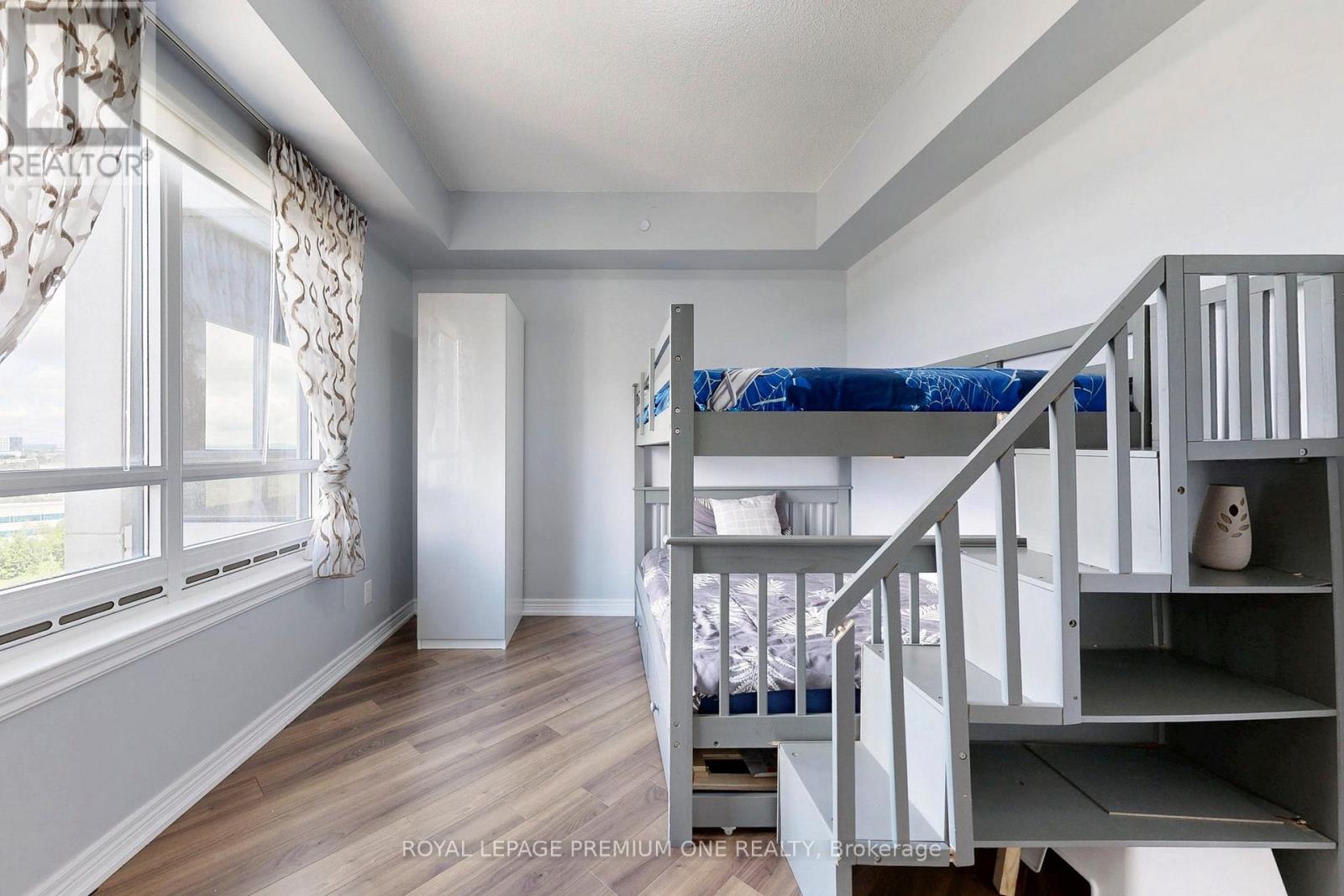 Photo 33 of 1202 9255 Jane Street N, Vaughan ON