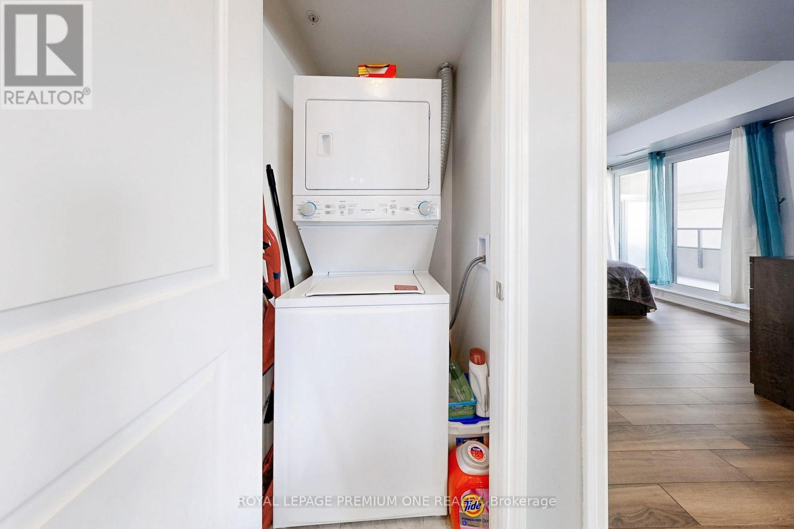 Photo 44 of 1202 9255 Jane Street N, Vaughan ON