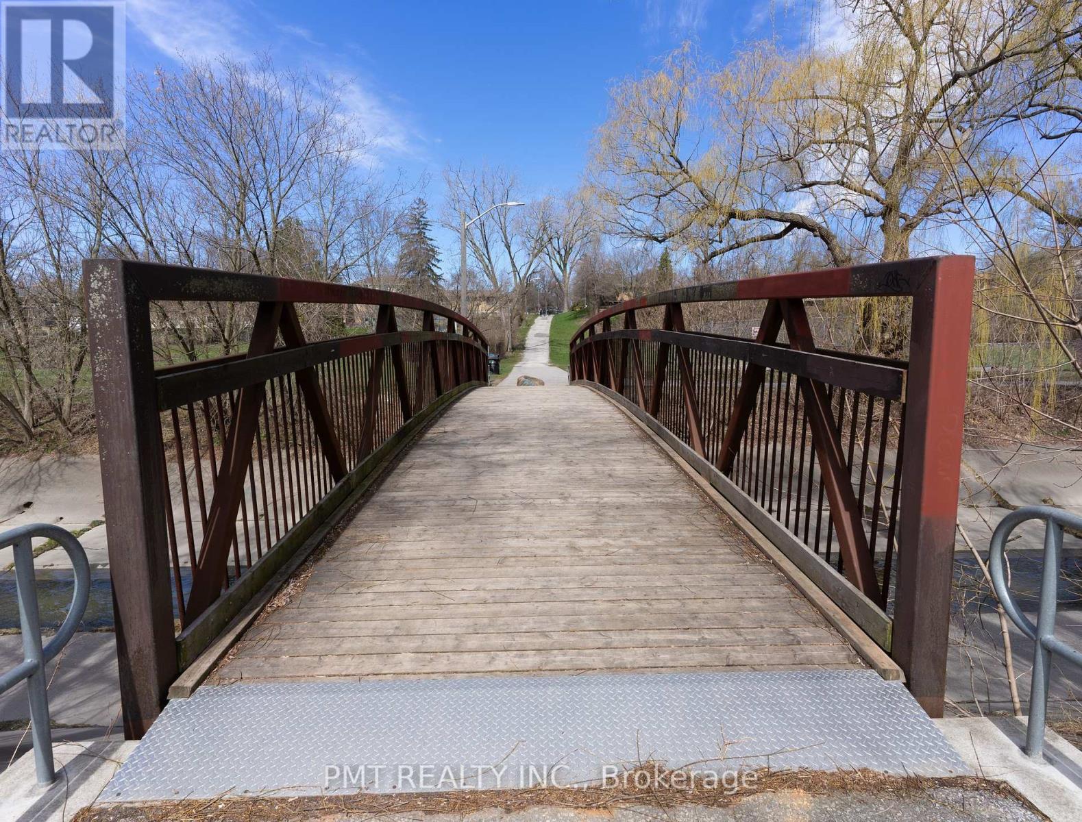 Photo 14 of Bsmt 124 Edinborough Court, Toronto ON