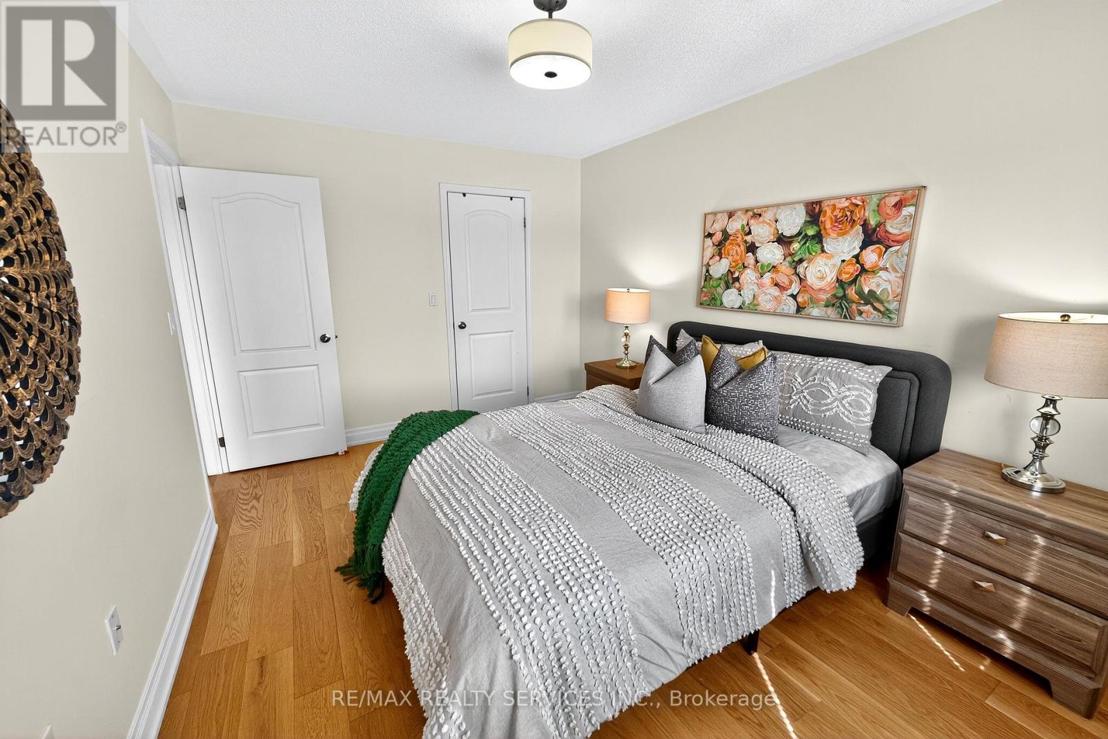Photo 29 of 7 Alnwick Avenue, Caledon ON