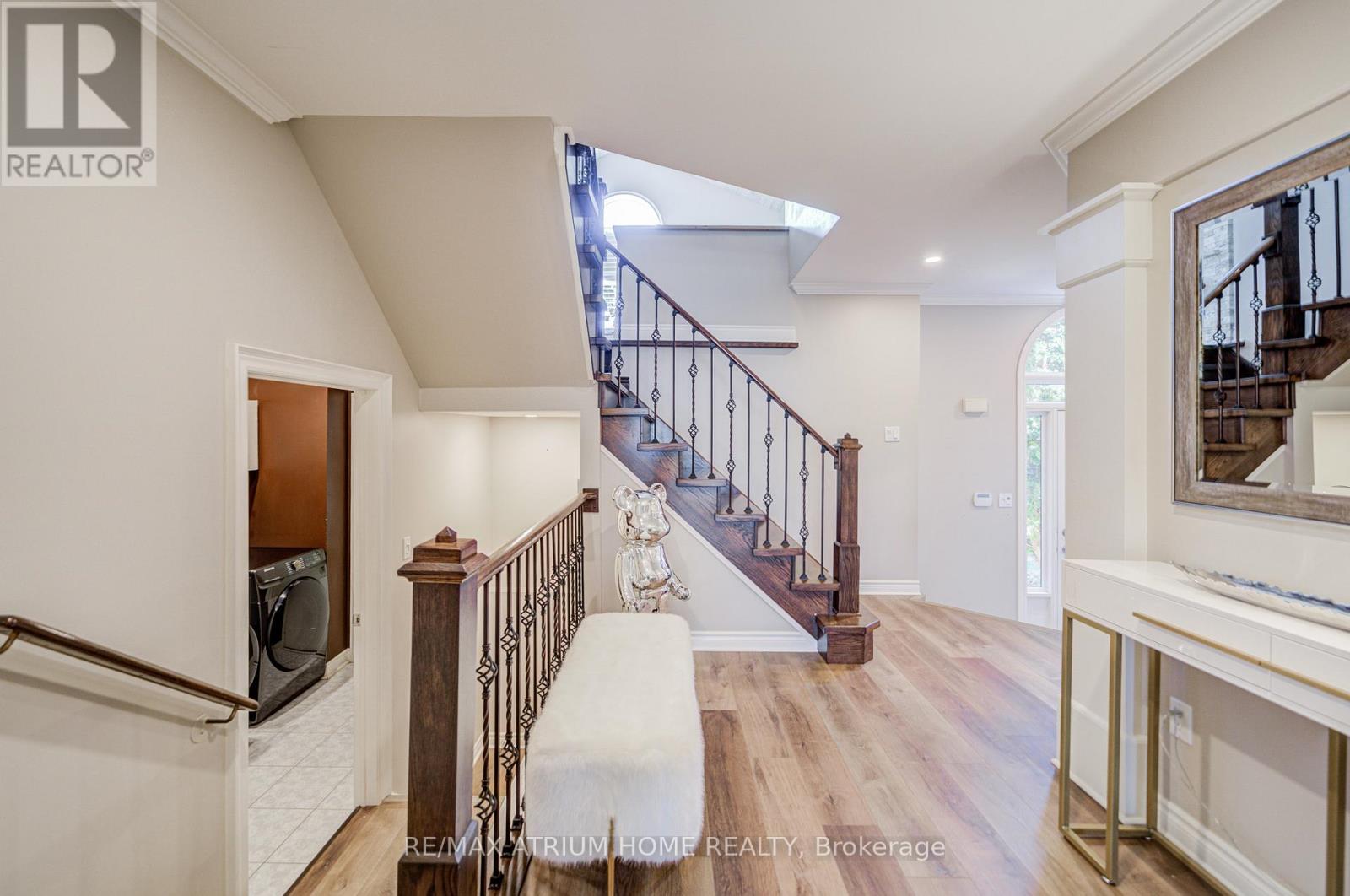 Photo 6 of 2095 Grand Ravine Drive, Oakville ON