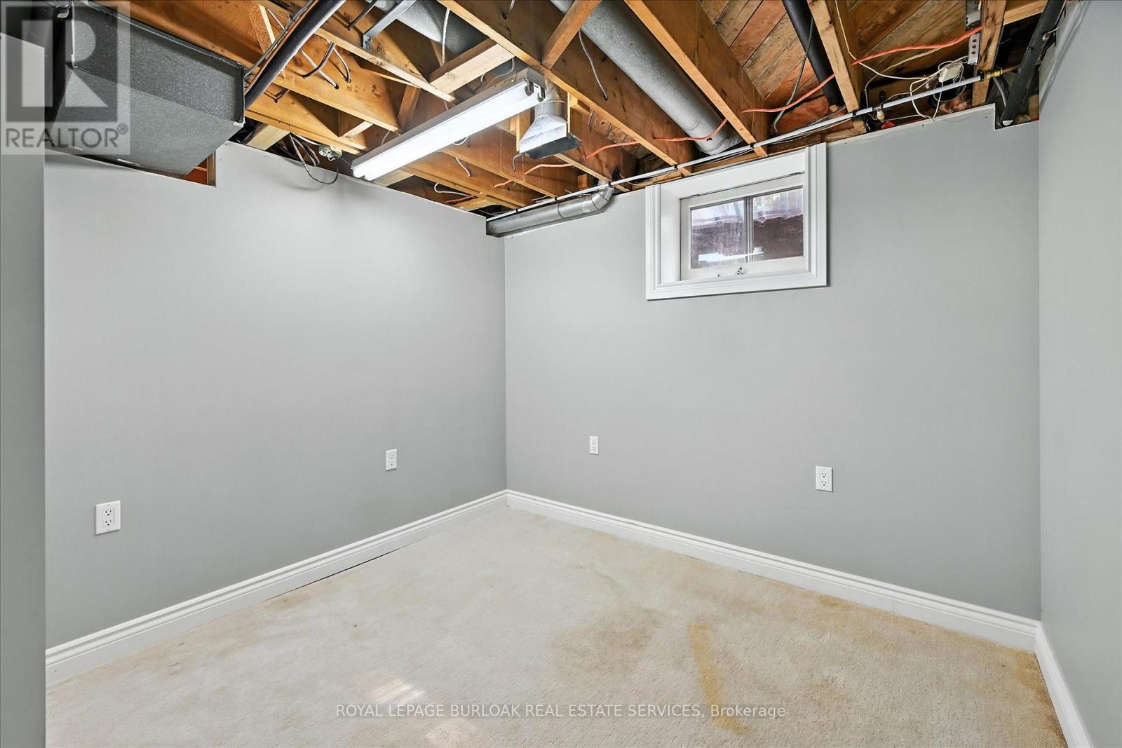 Photo 42 of 1059 Marley Crescent, Burlington ON