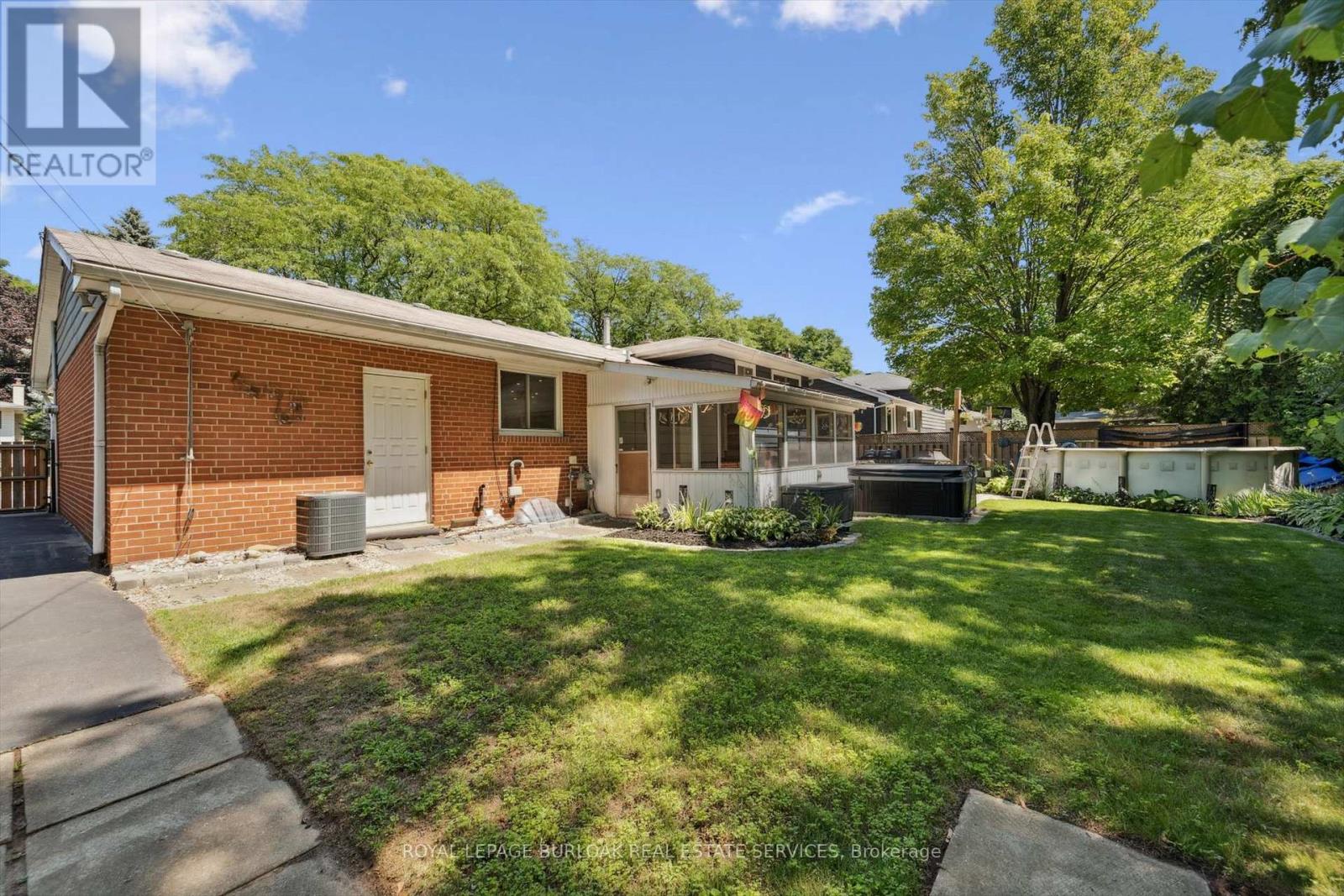 Photo 47 of 1059 Marley Crescent, Burlington ON