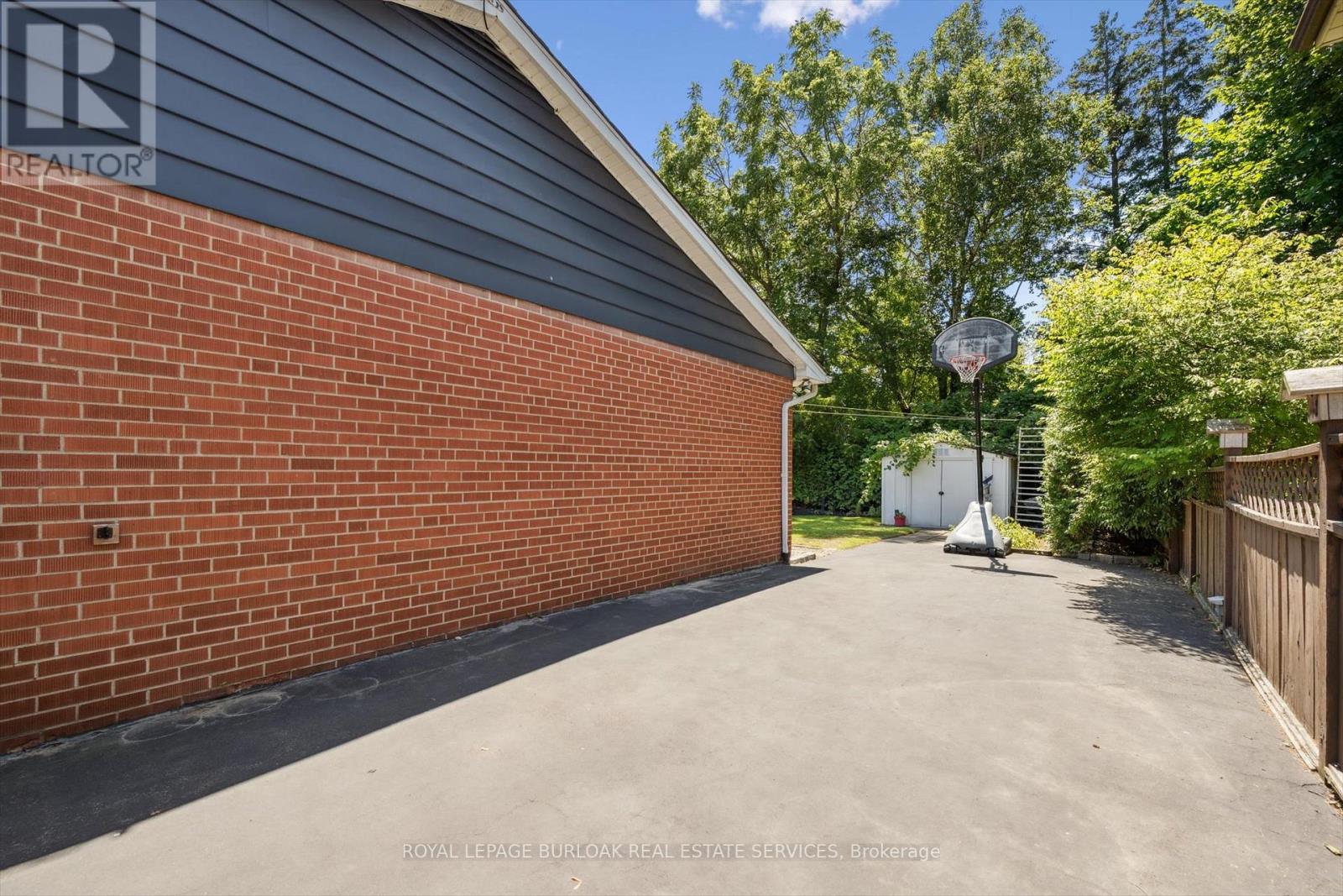 Photo 50 of 1059 Marley Crescent, Burlington ON