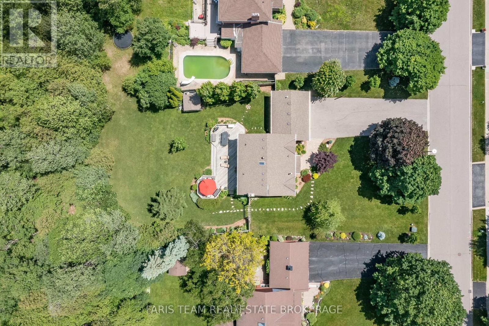 Photo 40 of 68 Marilyn Street, Caledon ON