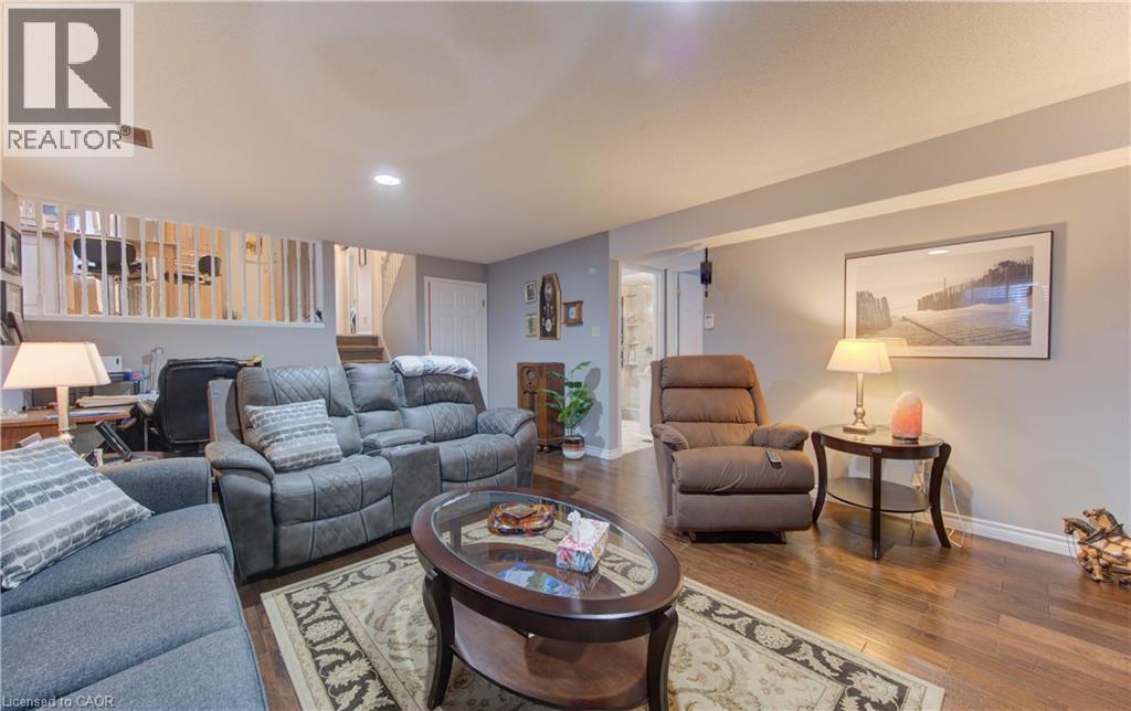 Photo 17 of 12 Mccabe Court, Kitchener ON