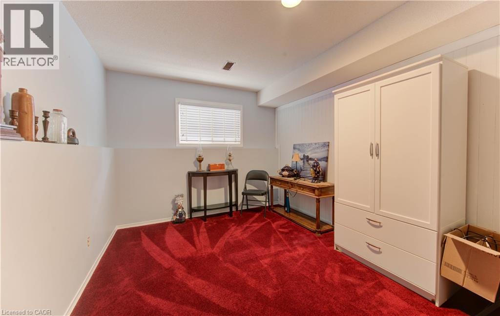 Photo 37 of 12 Mccabe Court, Kitchener ON