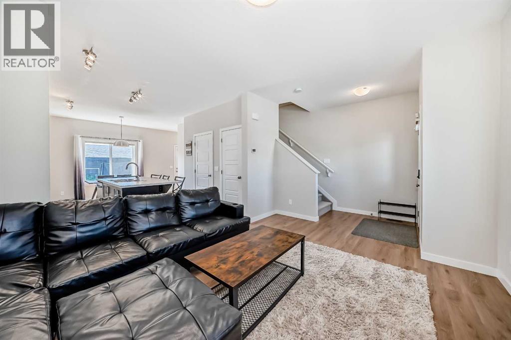Photo 1 of 1035 Lanark Boulevard Se, Airdrie AB