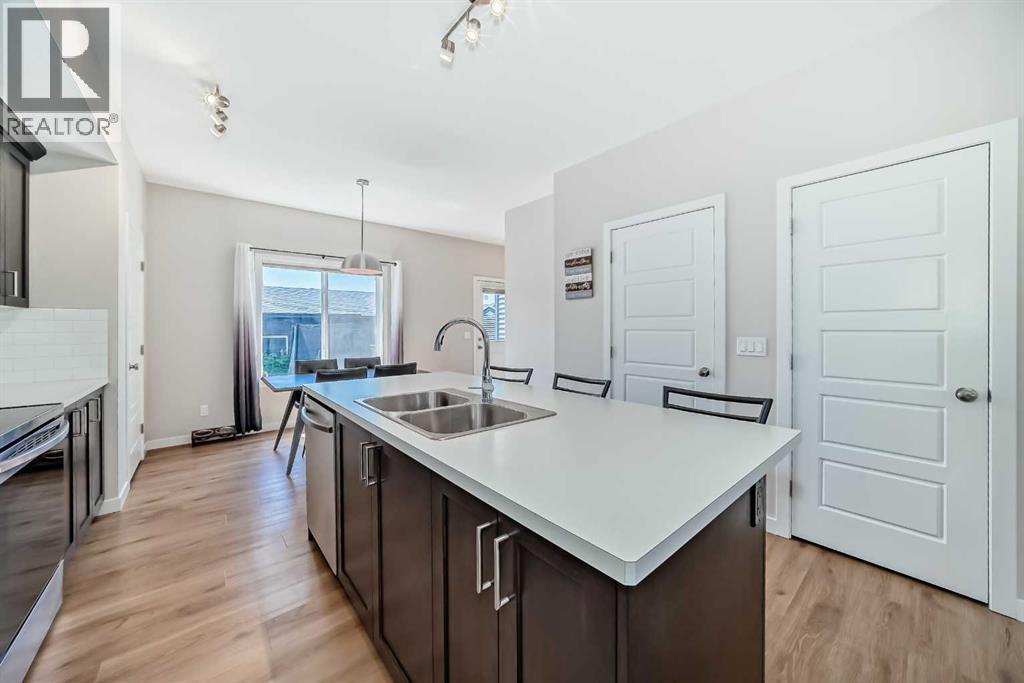 Photo 28 of 1035 Lanark Boulevard Se, Airdrie AB