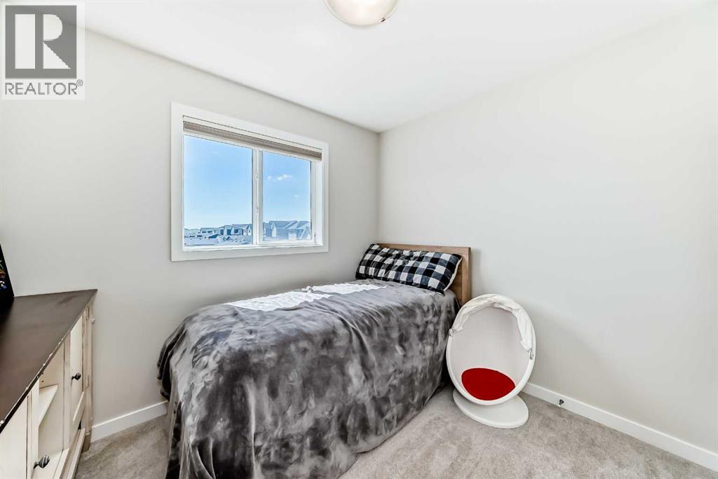 Photo 33 of 1035 Lanark Boulevard Se, Airdrie AB