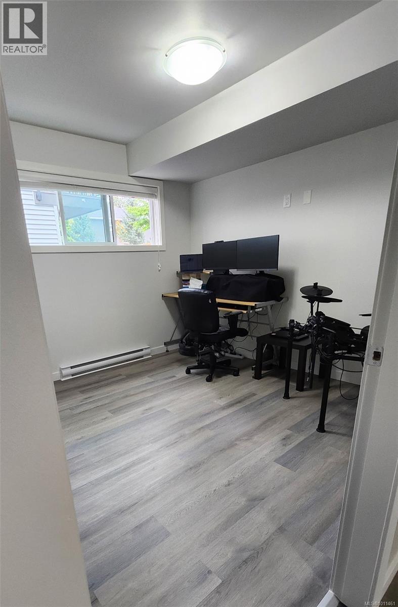 Photo 22 of 605 3351 Luxton Rd, Langford BC