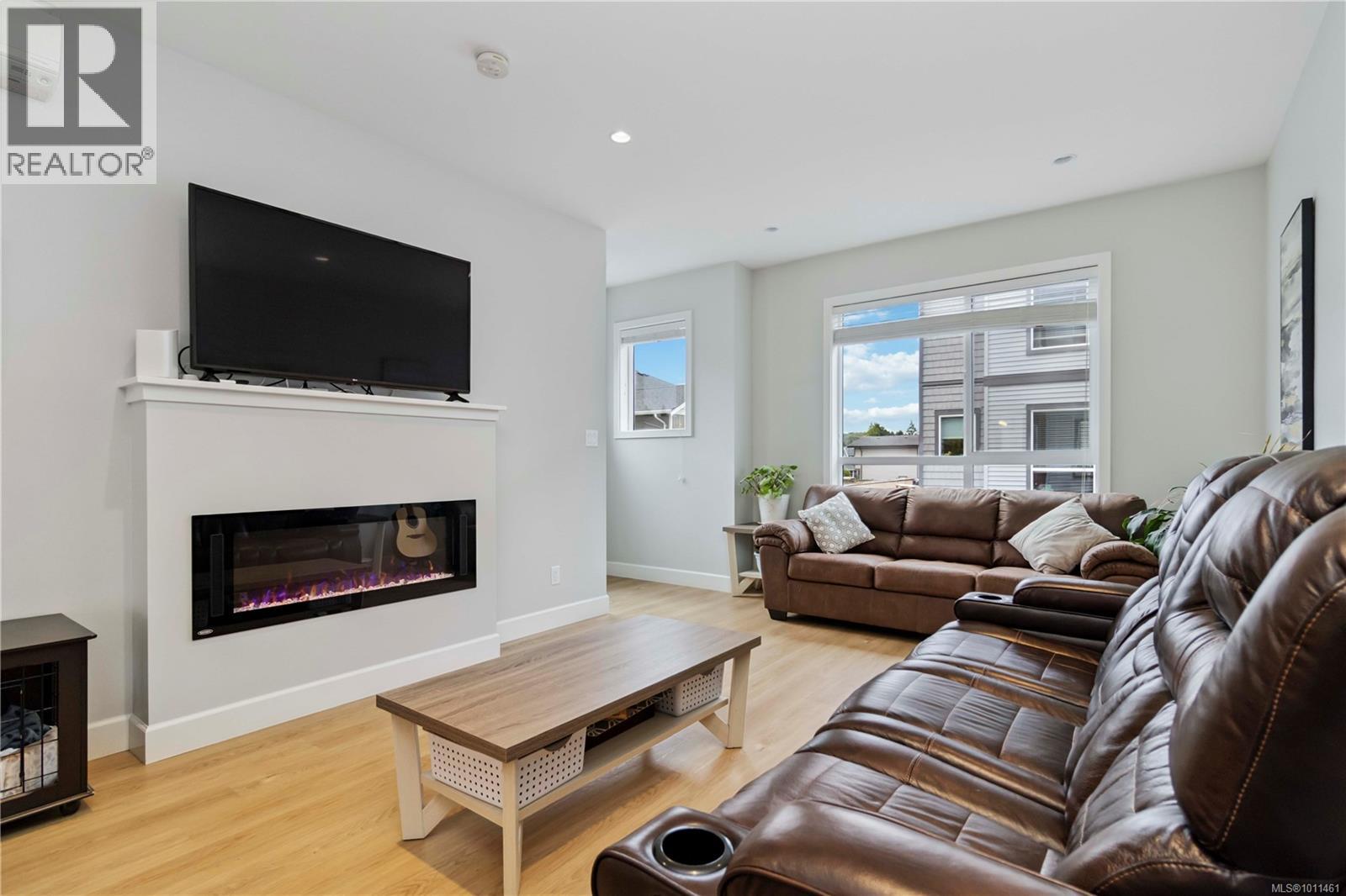 Photo 18 of 605 3351 Luxton Rd, Langford BC