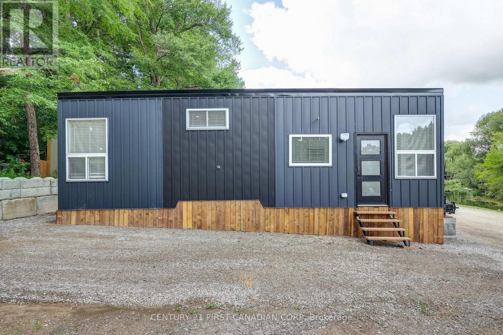 Photo 31 of 142 99 Fourth Concession Road, Brant ON