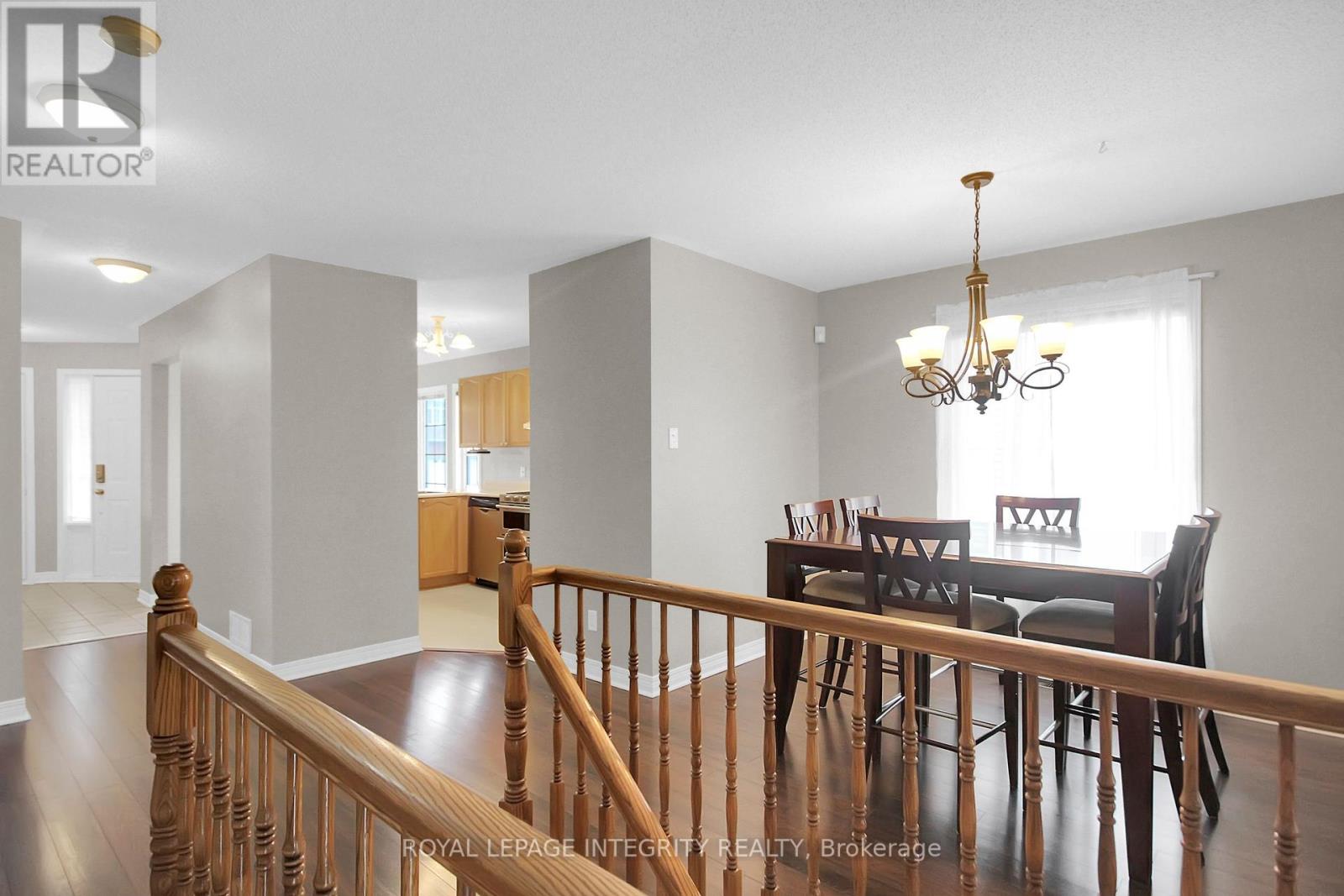 Photo 33 of 22 Halkirk Avenue, Ottawa ON