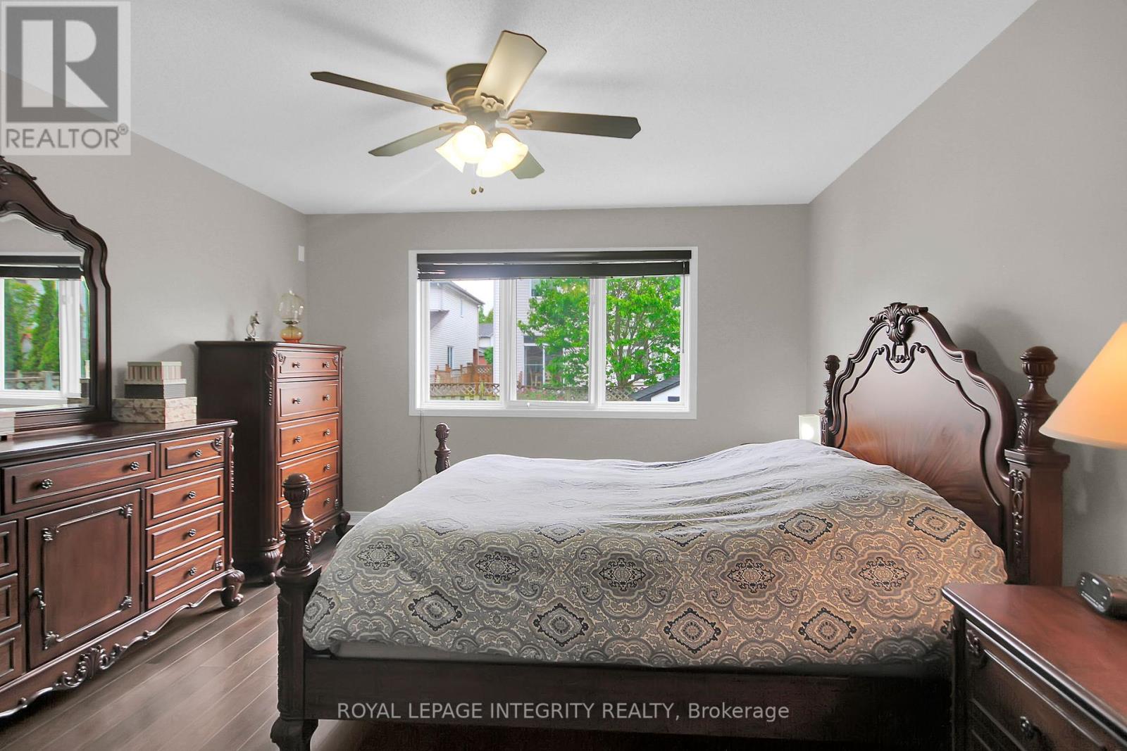Photo 23 of 22 Halkirk Avenue, Ottawa ON
