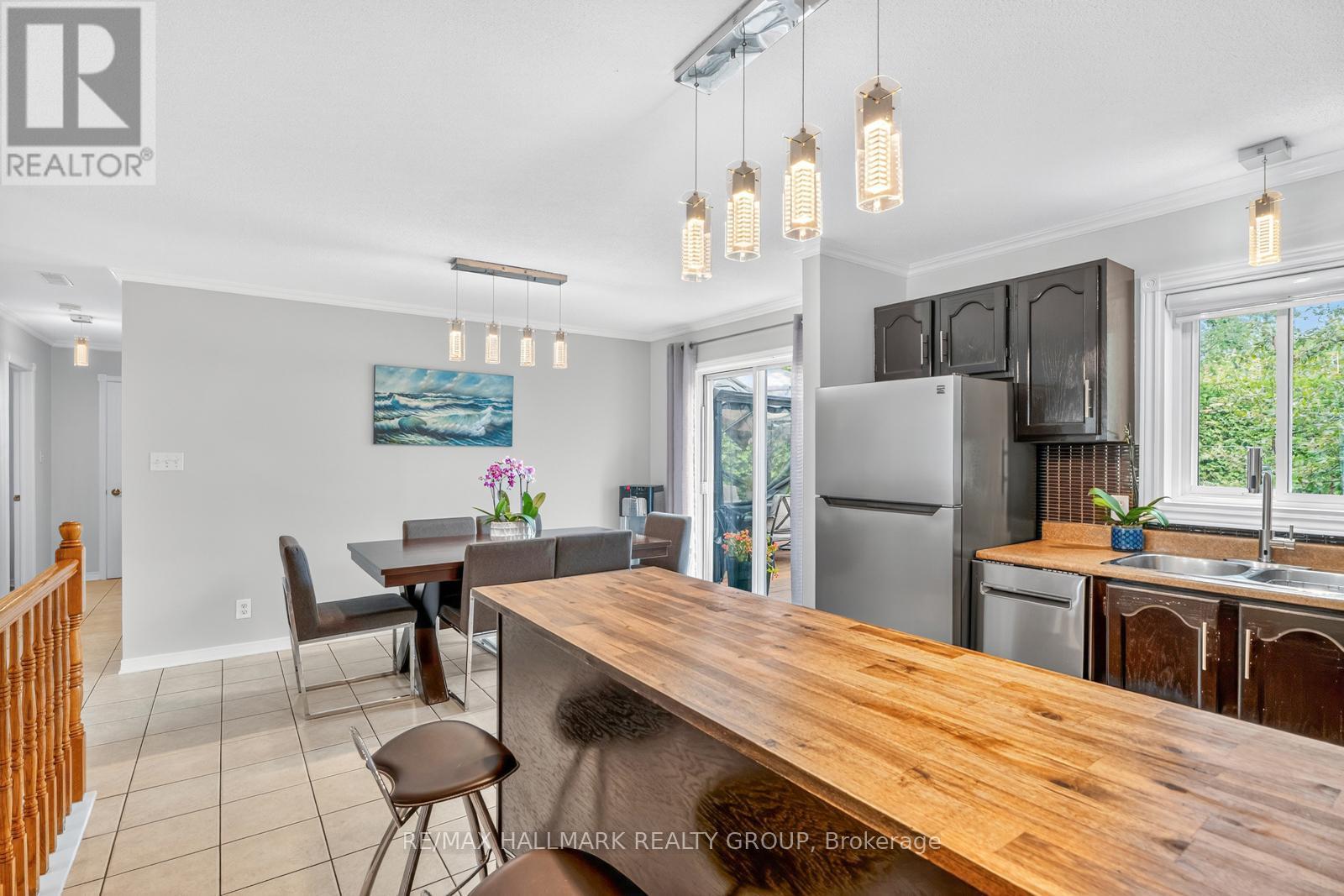 Photo 16 of 26 Desnoyers Street, Casselman ON