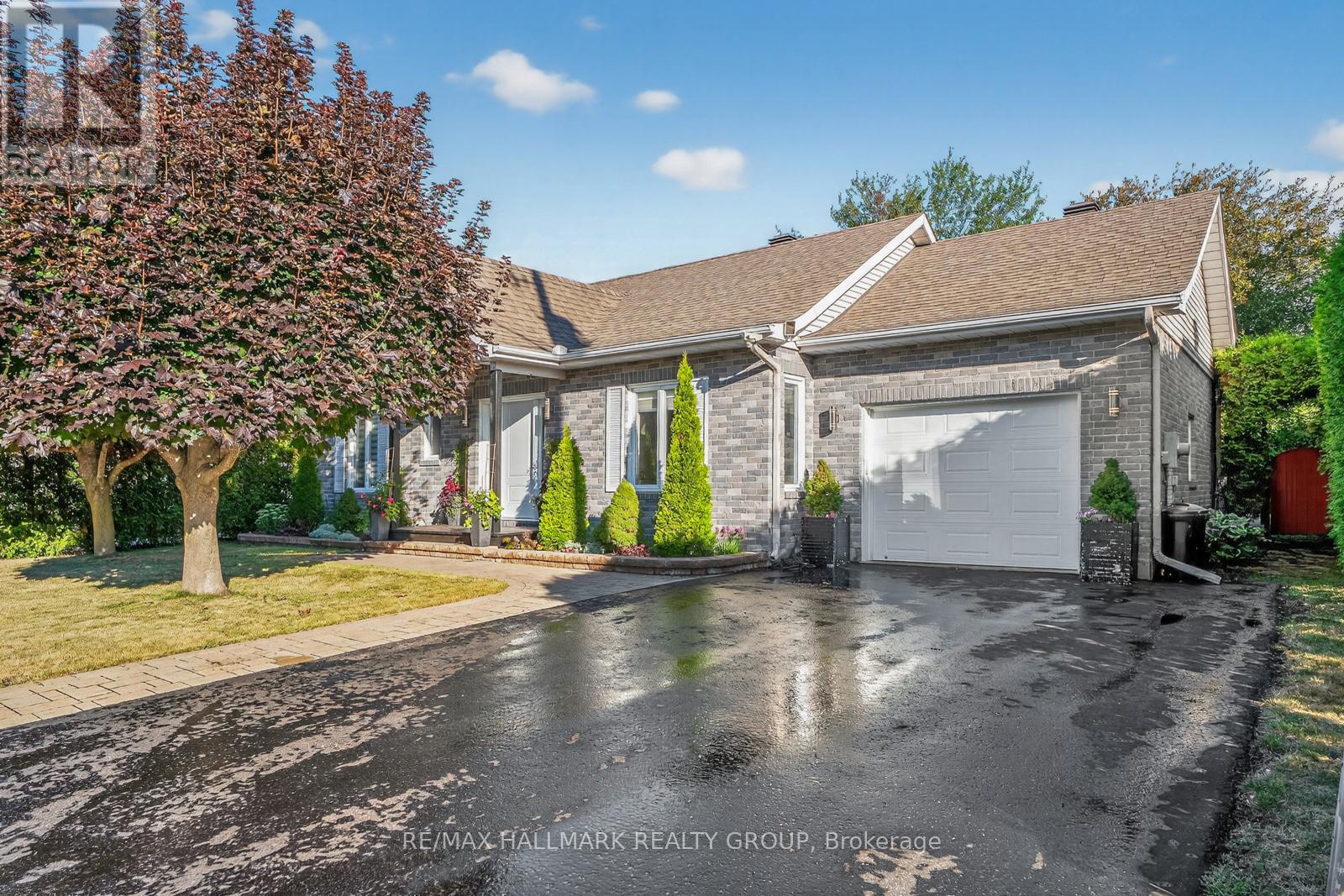 Photo 15 of 26 Desnoyers Street, Casselman ON