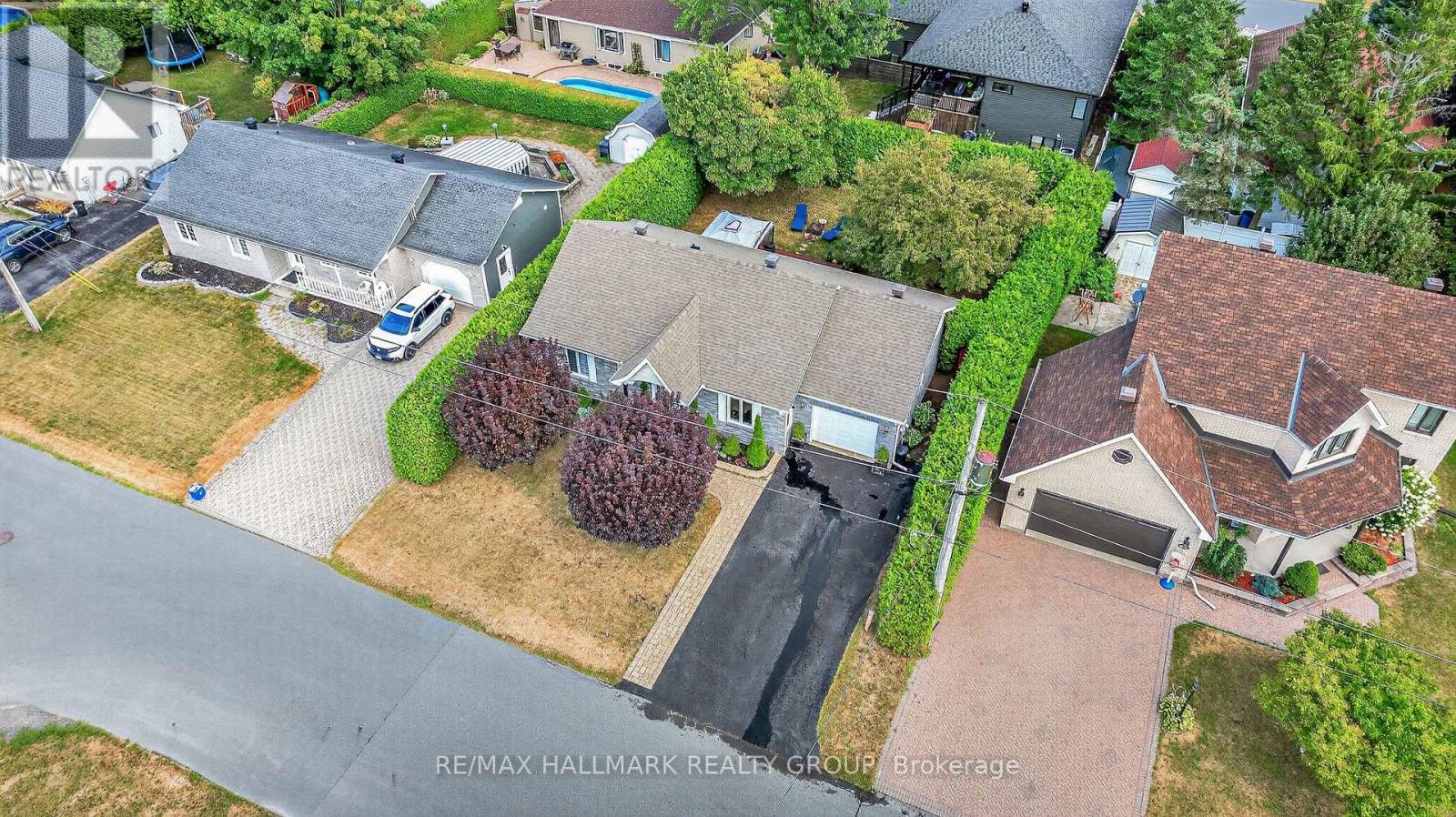 Photo 26 of 26 Desnoyers Street, Casselman ON