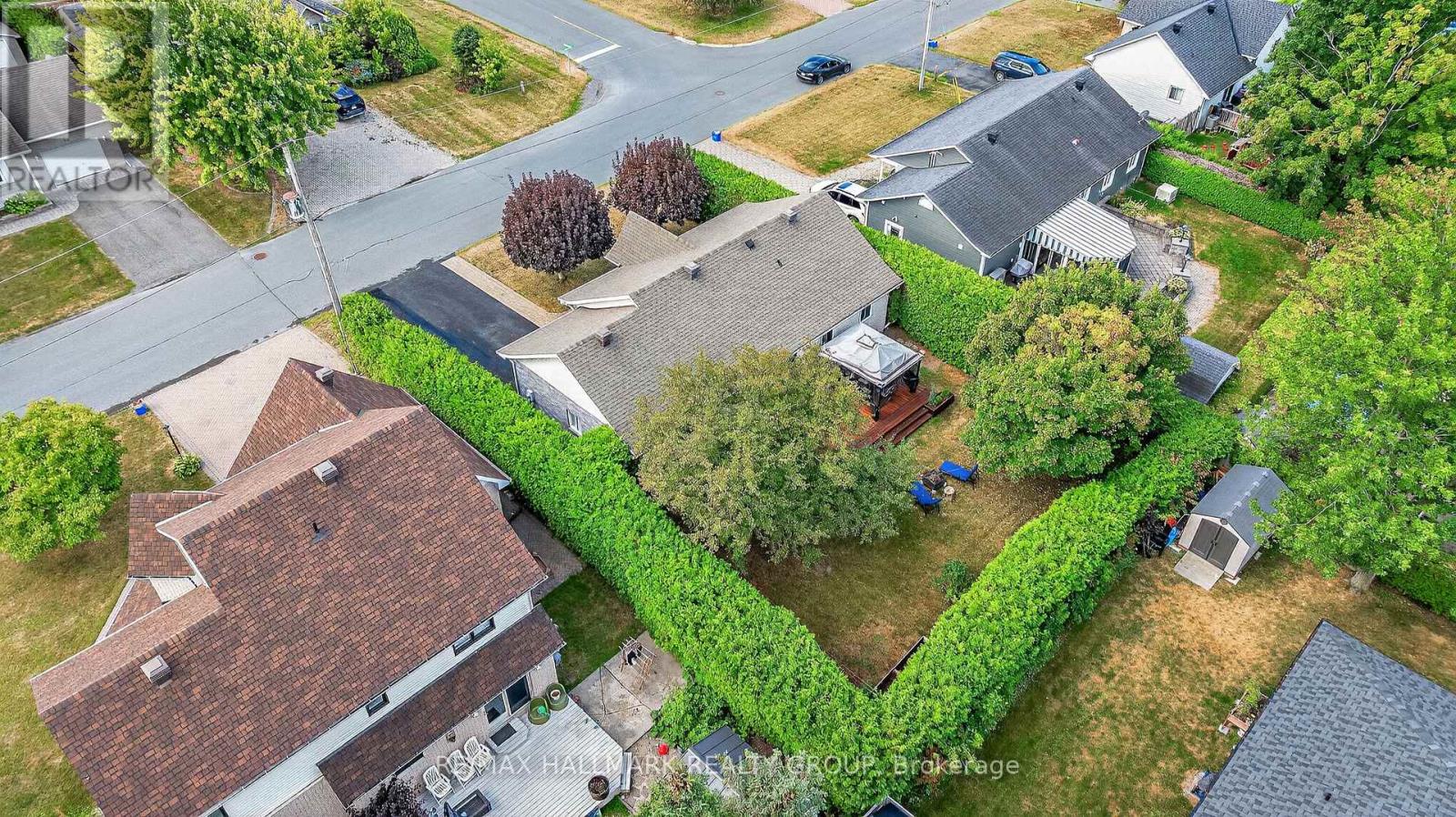 Photo 8 of 26 Desnoyers Street, Casselman ON