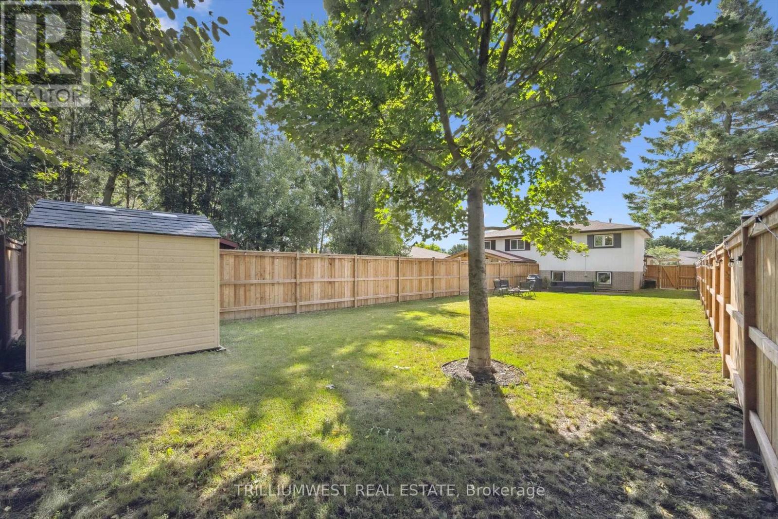 Photo 3 of 94 Markwood Drive, Kitchener ON