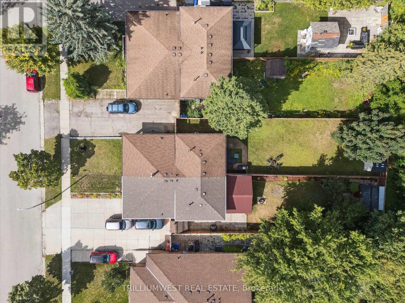 Photo 6 of 94 Markwood Drive, Kitchener ON