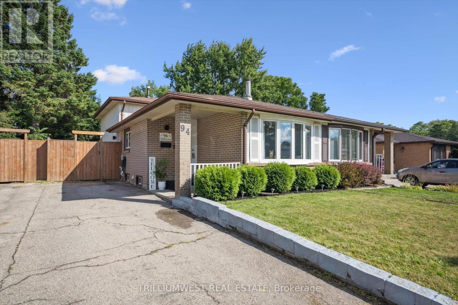 Photo 35 of 94 Markwood Drive, Kitchener ON