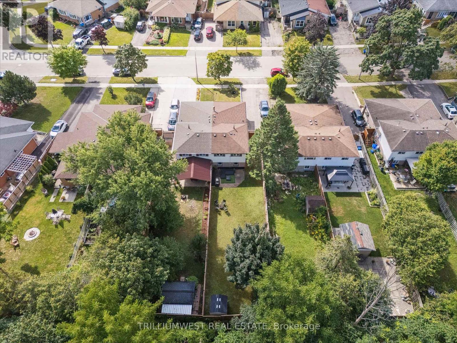 Photo 39 of 94 Markwood Drive, Kitchener ON