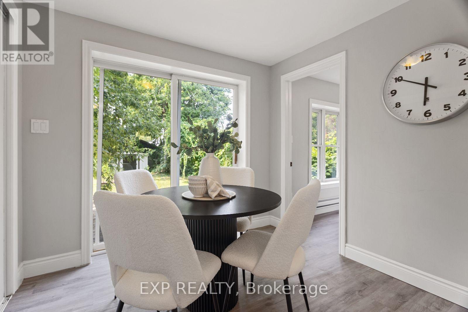 Photo 32 of 117 Stuart Street, London East ON