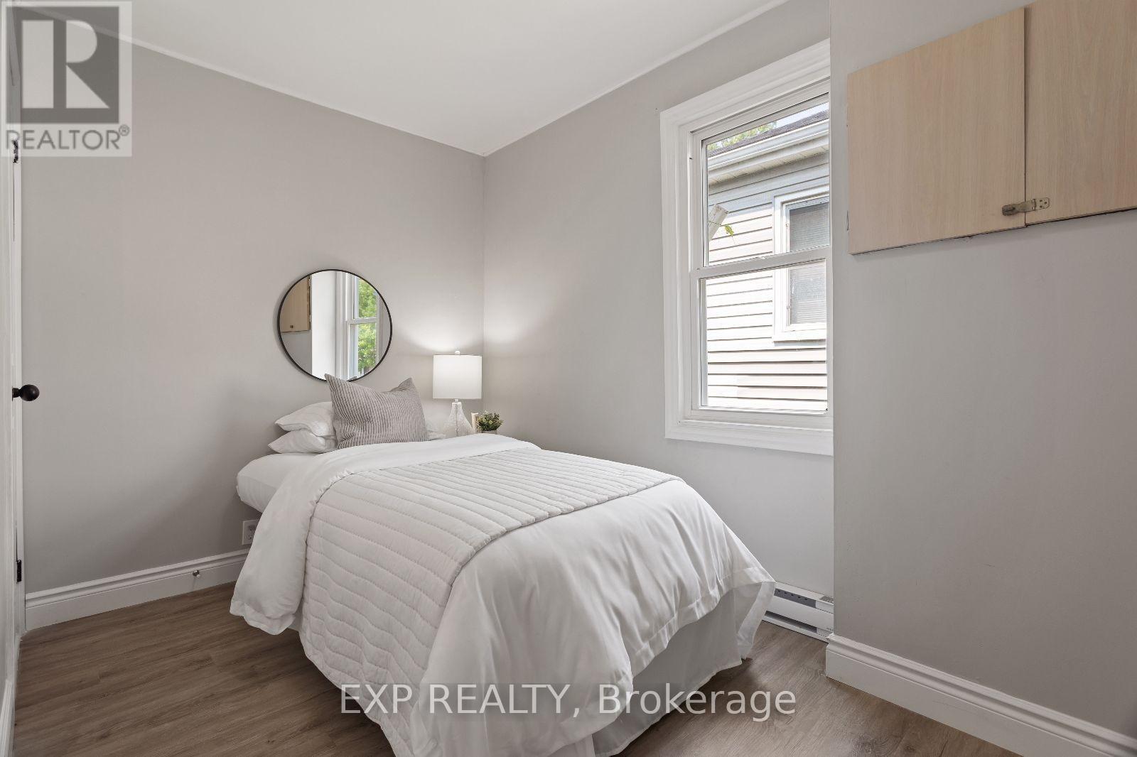 Photo 1 of 117 Stuart Street, London East ON