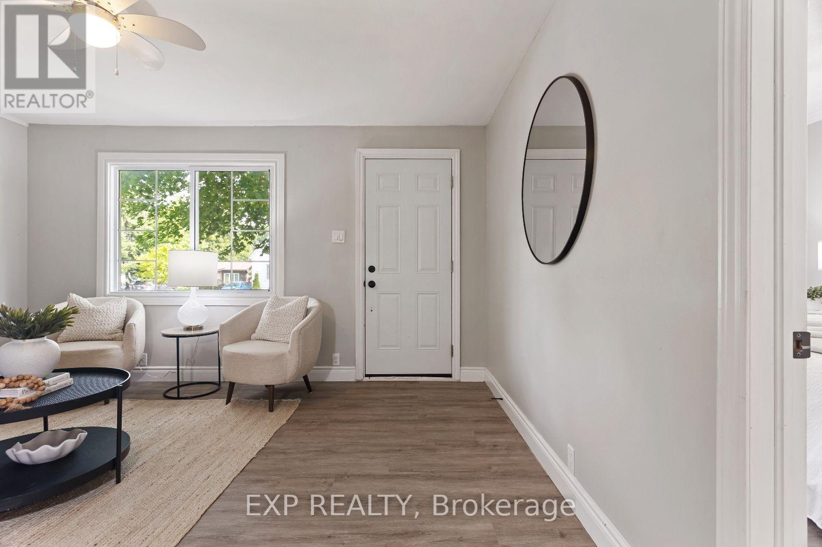 Photo 22 of 117 Stuart Street, London East ON
