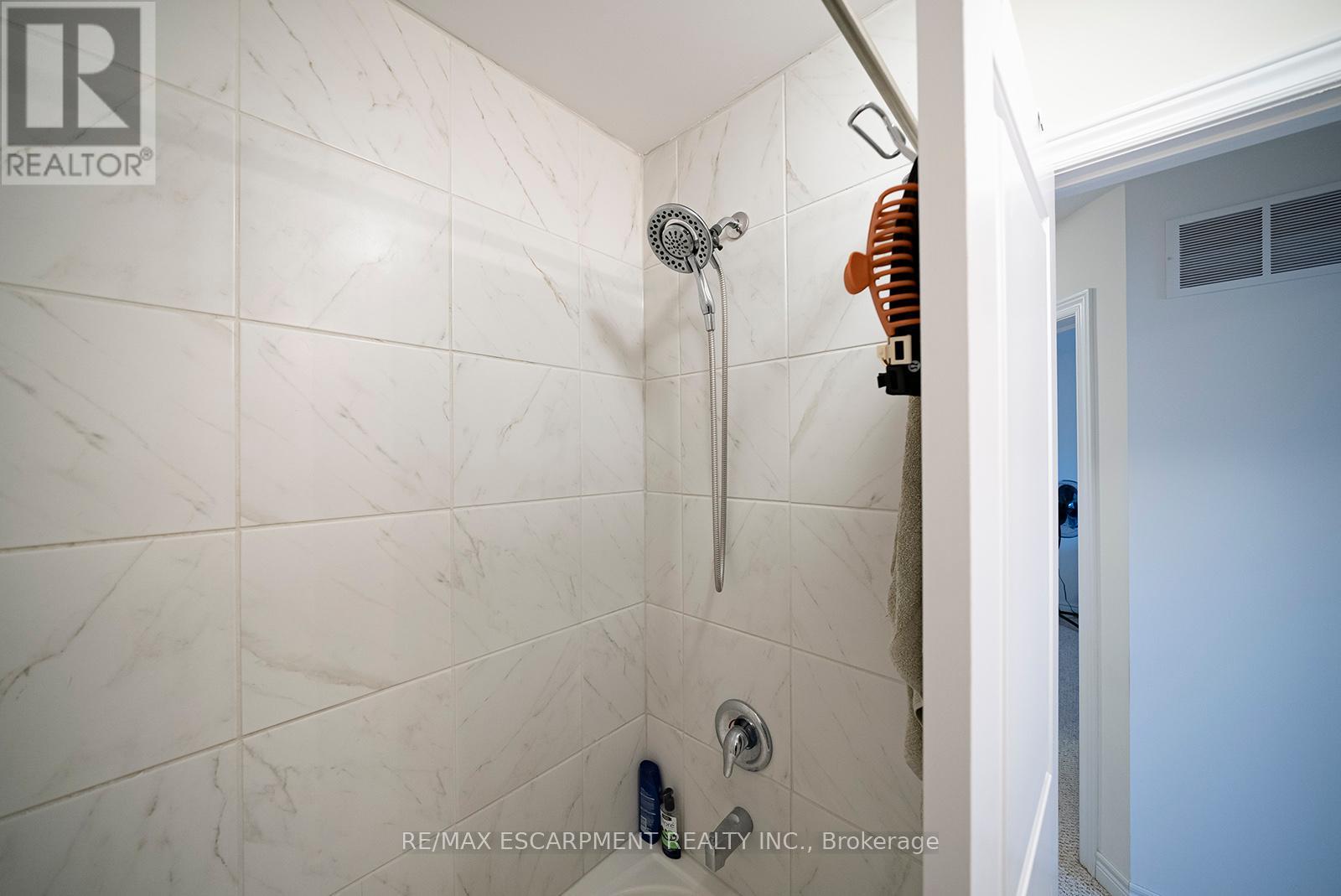 Photo 12 of 119 77 Diana Avenue, Brantford ON