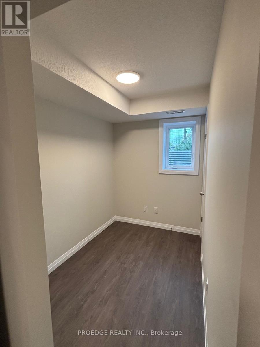 Photo 11 of D 7 410 Northfield Drive W, Waterloo ON