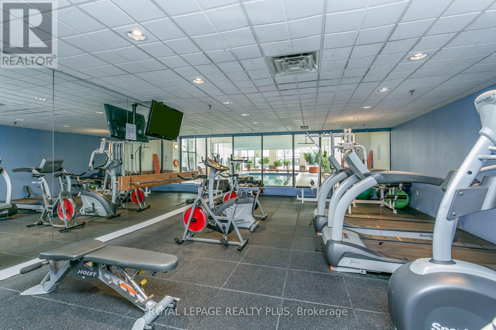 Photo 35 of 2306 8 Lisa Street, Brampton ON