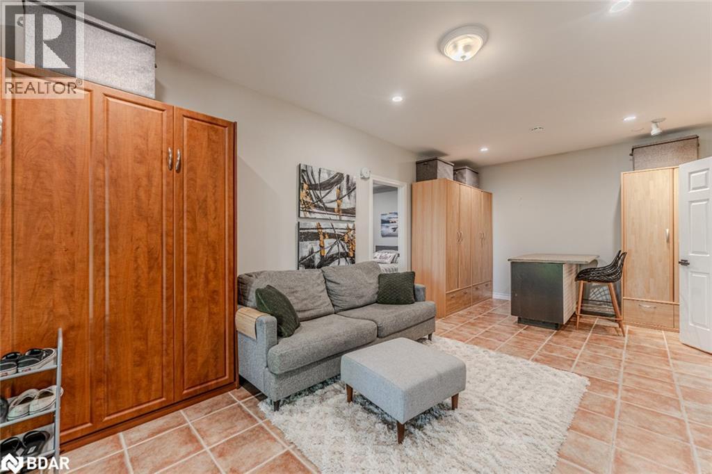 Photo 9 of 64 Woodcrest Road, Barrie ON