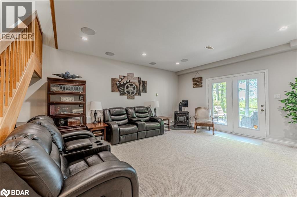 Photo 12 of 64 Woodcrest Road, Barrie ON