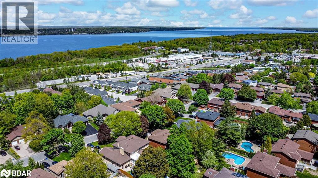 Photo 11 of 64 Woodcrest Road, Barrie ON