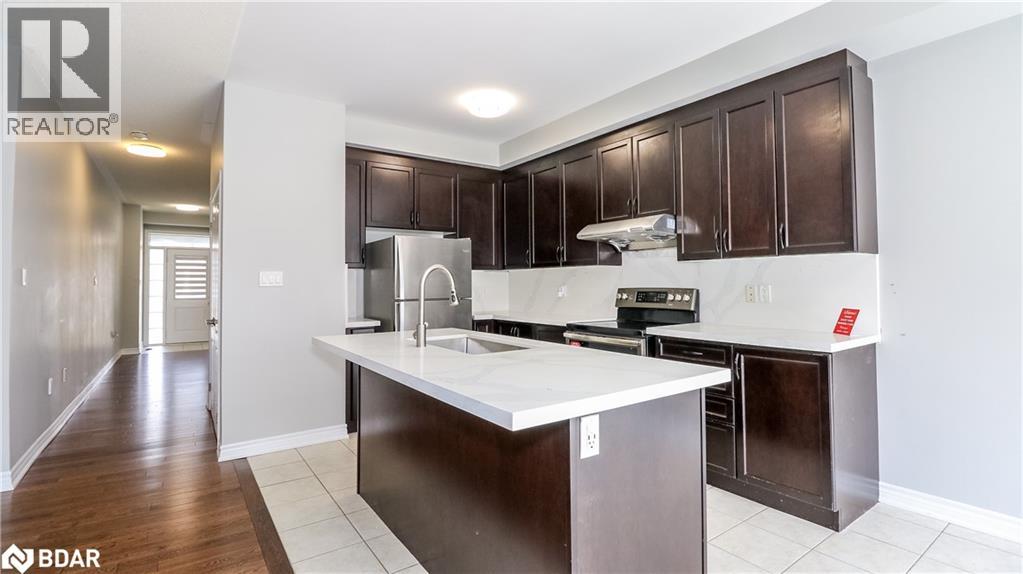 Photo 10 of 53 Mondial Crescent Crescent, East Gwillimbury ON