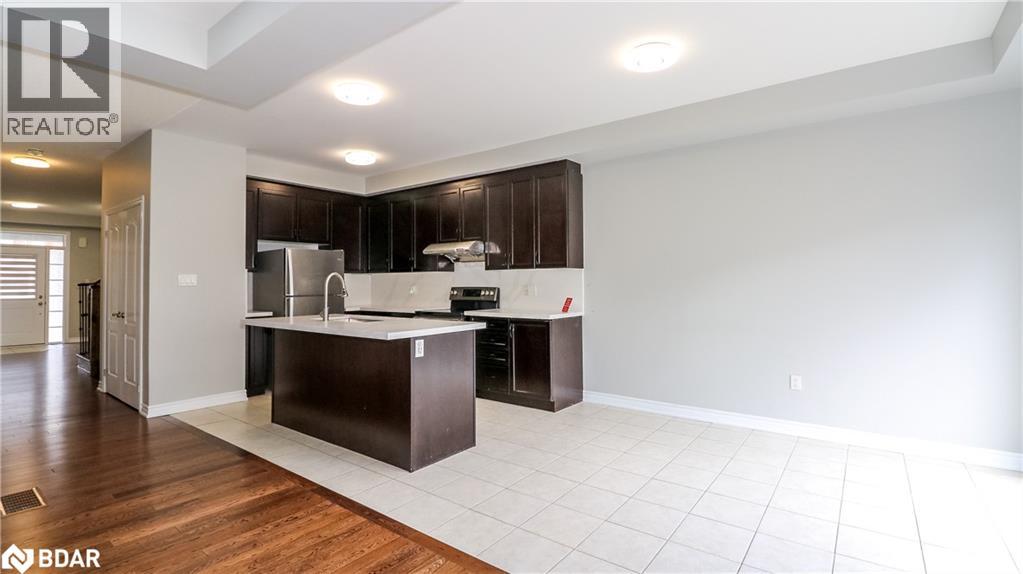 Photo 13 of 53 Mondial Crescent Crescent, East Gwillimbury ON