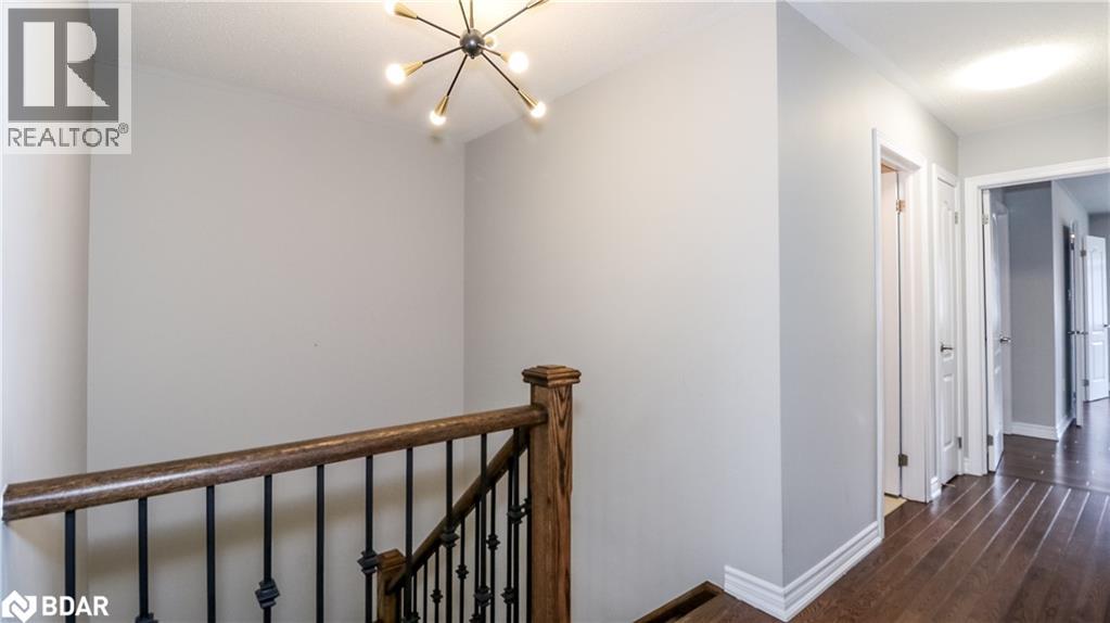 Photo 20 of 53 Mondial Crescent Crescent, East Gwillimbury ON