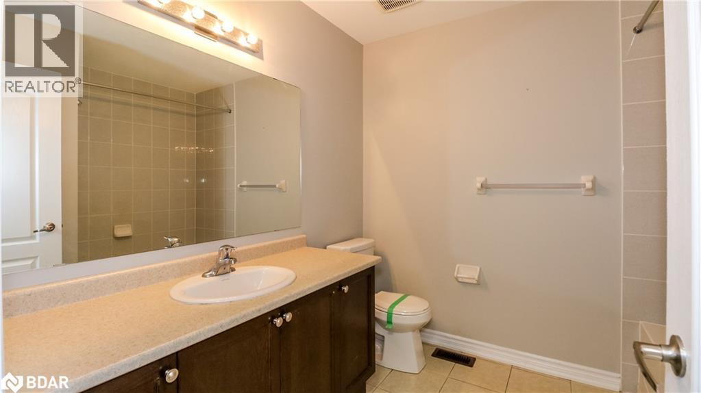 Photo 34 of 53 Mondial Crescent Crescent, East Gwillimbury ON