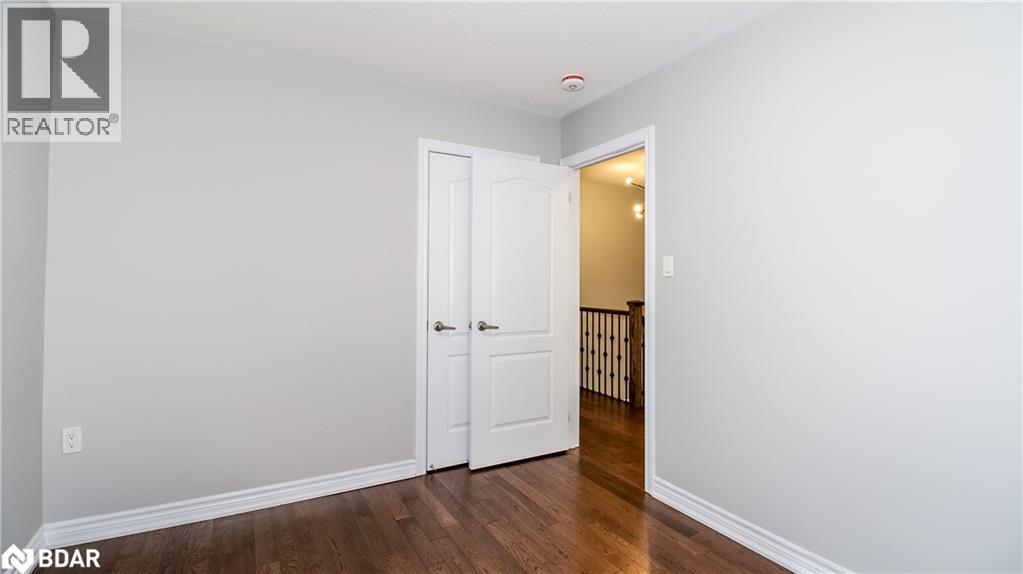 Photo 33 of 53 Mondial Crescent Crescent, East Gwillimbury ON