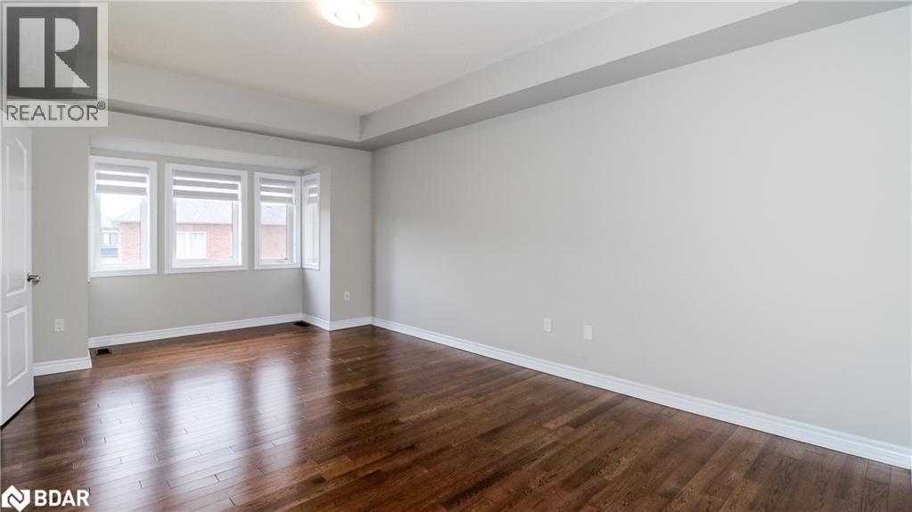 Photo 22 of 53 Mondial Crescent Crescent, East Gwillimbury ON