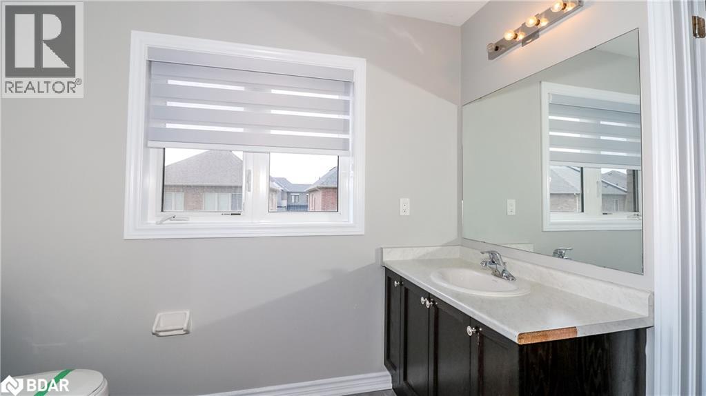 Photo 27 of 53 Mondial Crescent Crescent, East Gwillimbury ON