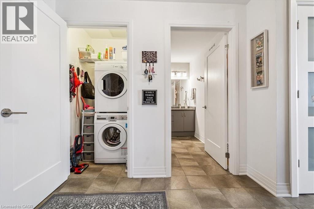 Photo 1 of 10 Concord Place Unit 204, Grimsby ON