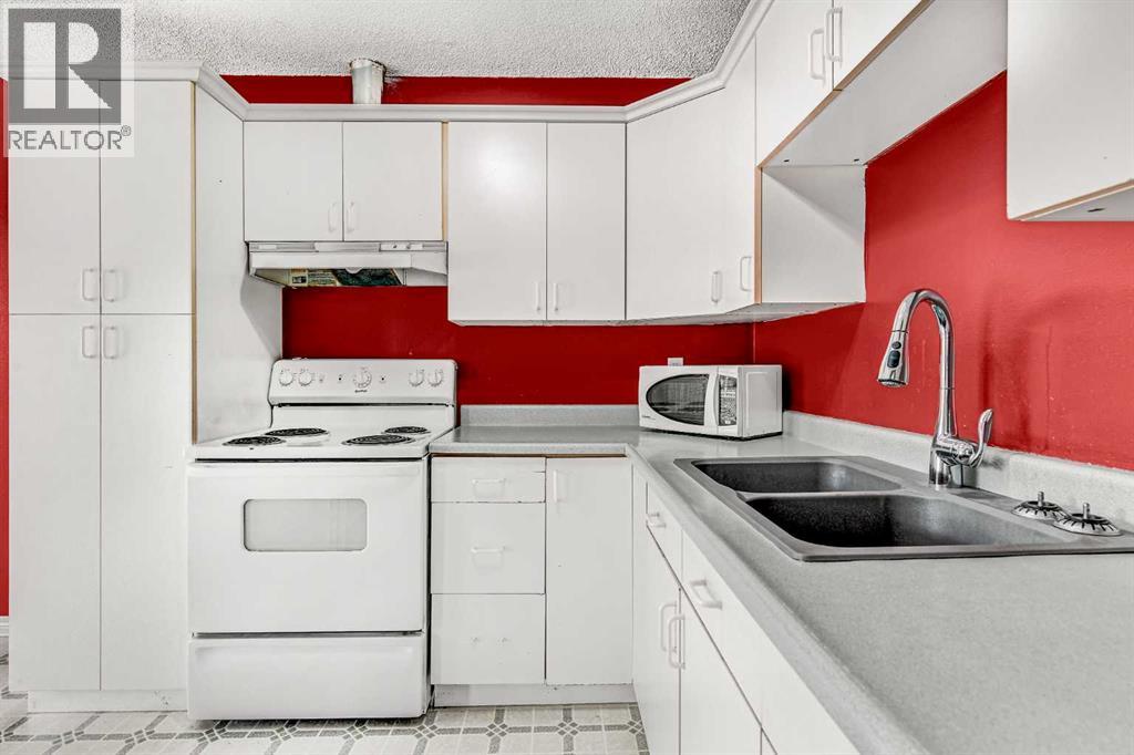 Photo 1 of 11407 96 A Street, Grande Prairie AB
